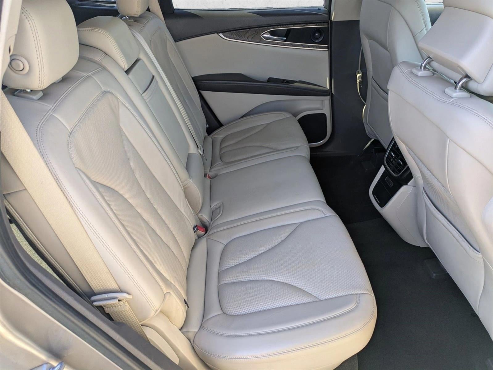 2019 Lincoln Nautilus Reserve FWD