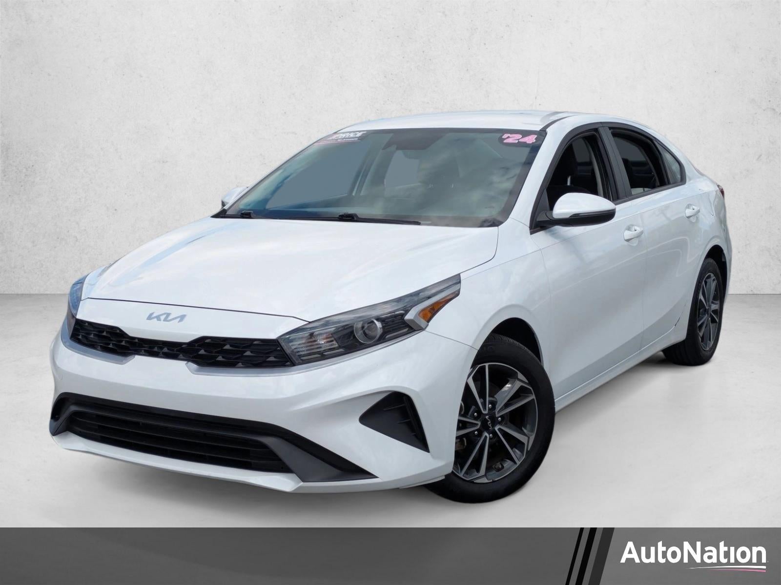 2024 Kia Forte LXS IVT