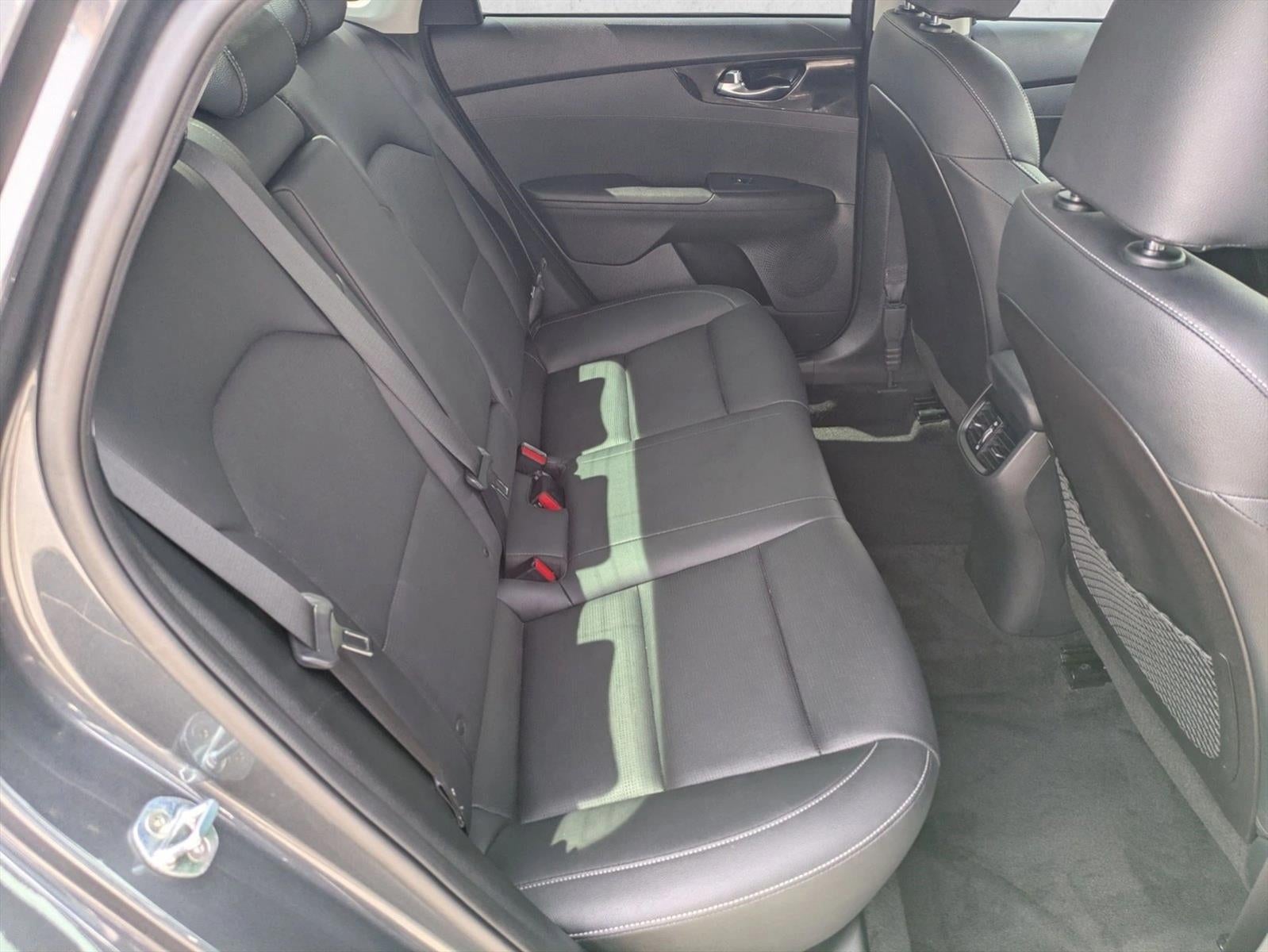 2021 Kia Forte EX IVT