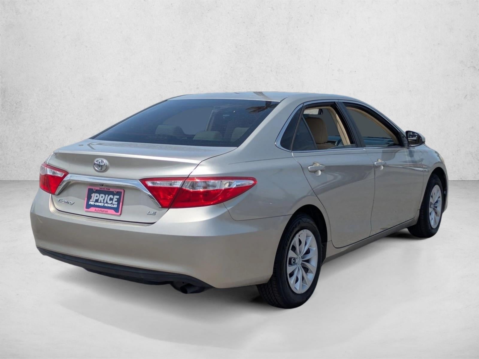 2017 Toyota Camry LE Auto (SE)