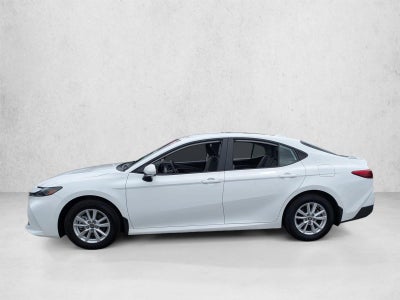 2025 Toyota Camry LE AWD (Natl)