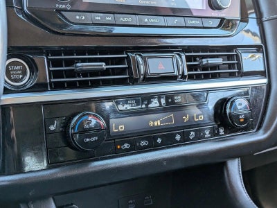 2022 Nissan Pathfinder SV 2WD