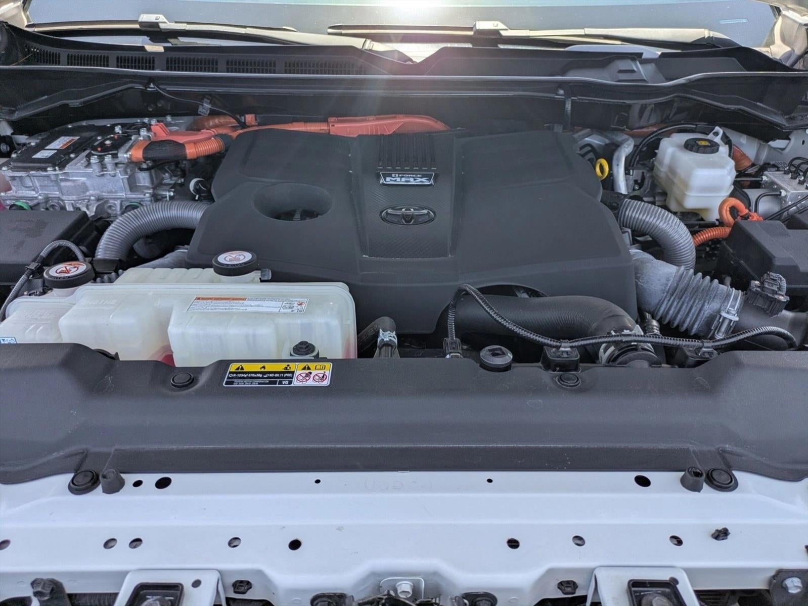 2024 Toyota Tundra 4WD 4WD Platinum Hybrid CrewMax 5.5' Bed (Natl)