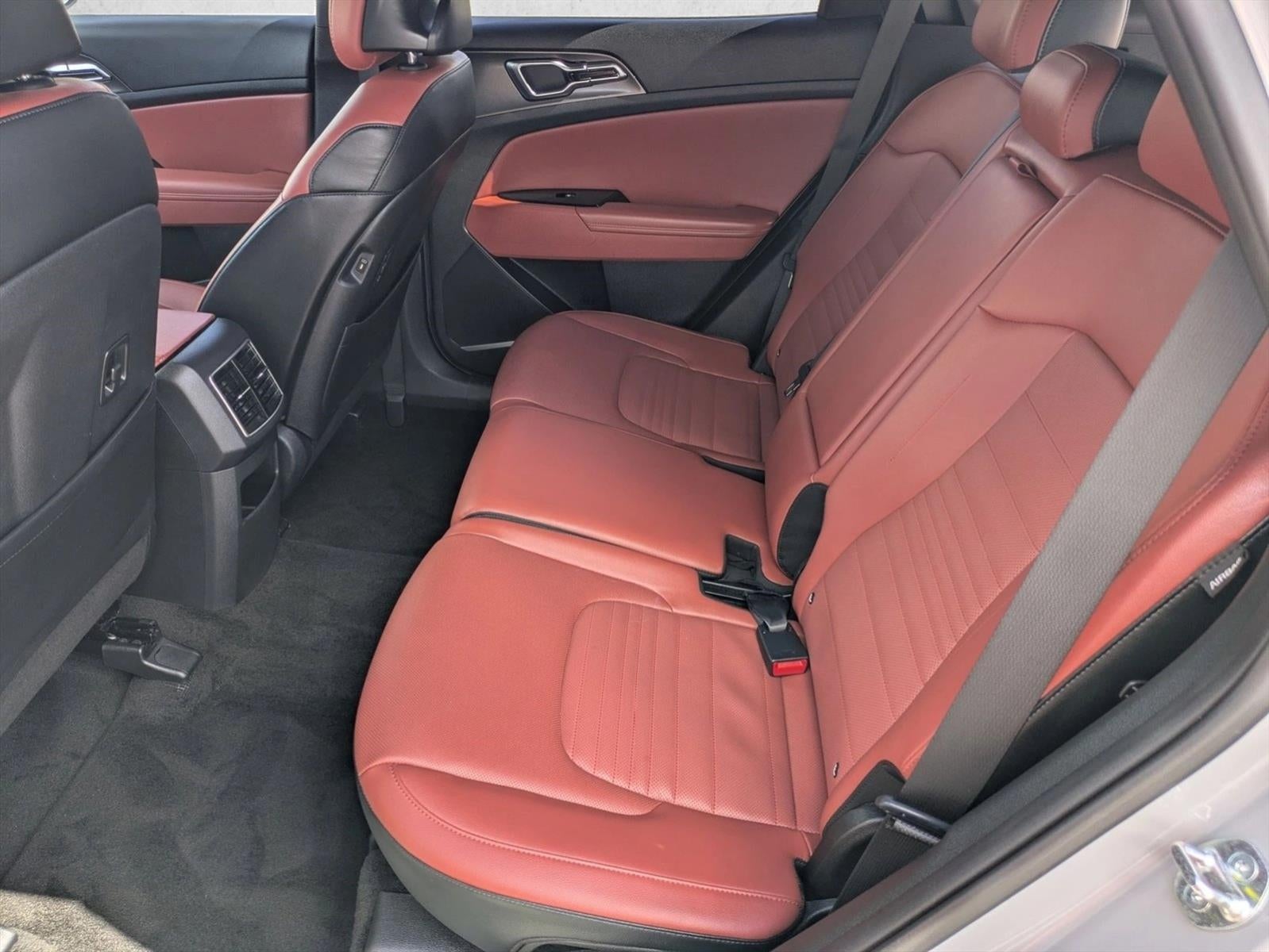 2024 Kia Sportage SX FWD