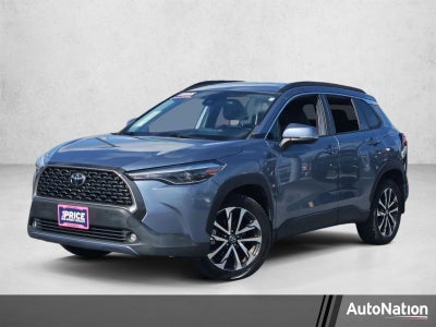 2022 Toyota Corolla Cross XLE 2WD (Natl)
