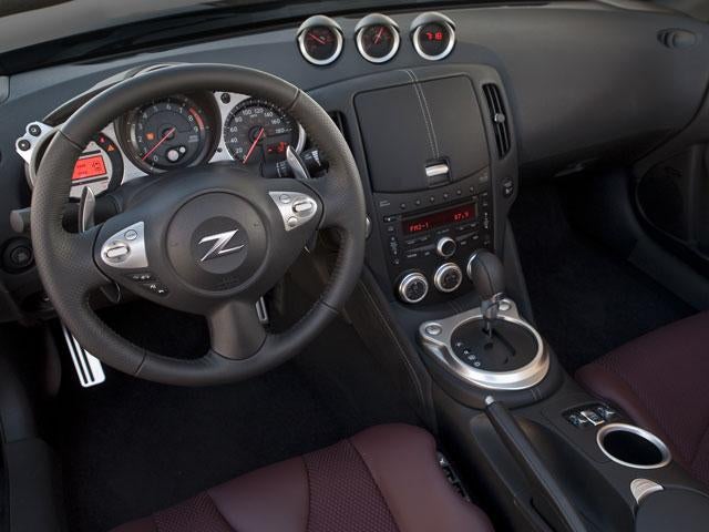 2010 Nissan 370Z 2dr Roadster Auto Touring