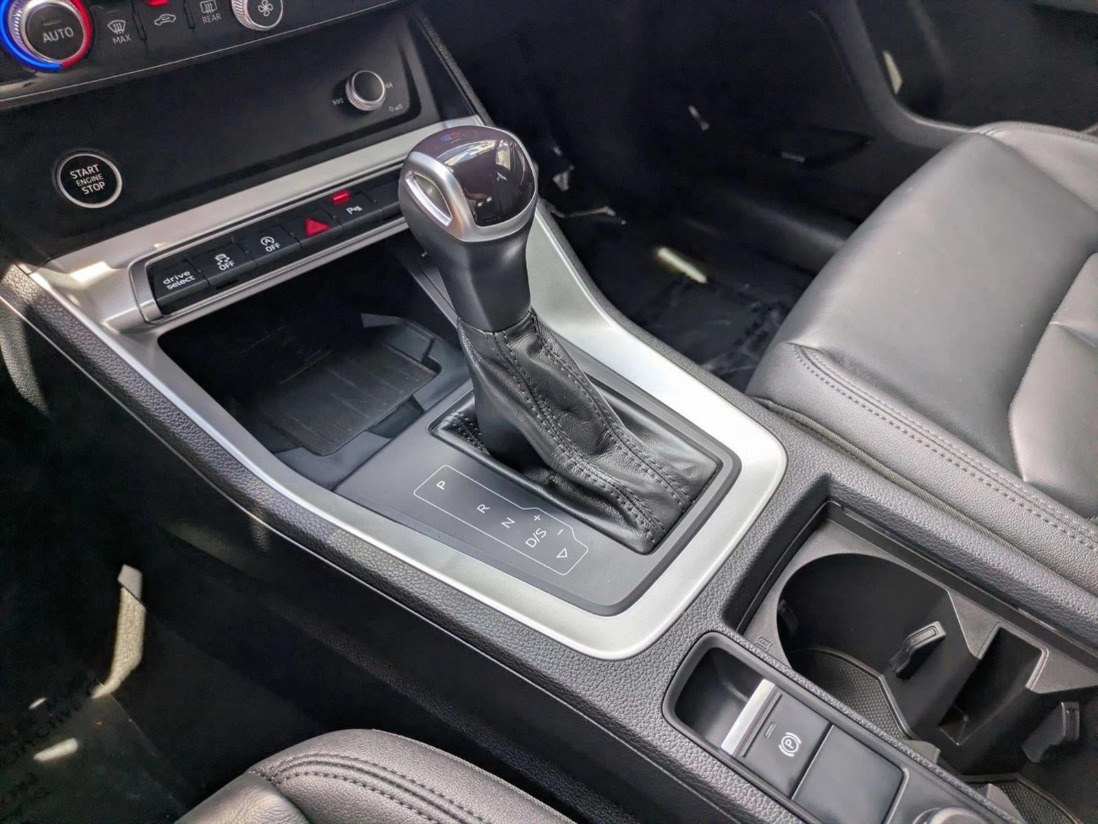 2024 Audi Q3 S line Premium Plus 45 TFSI quattro