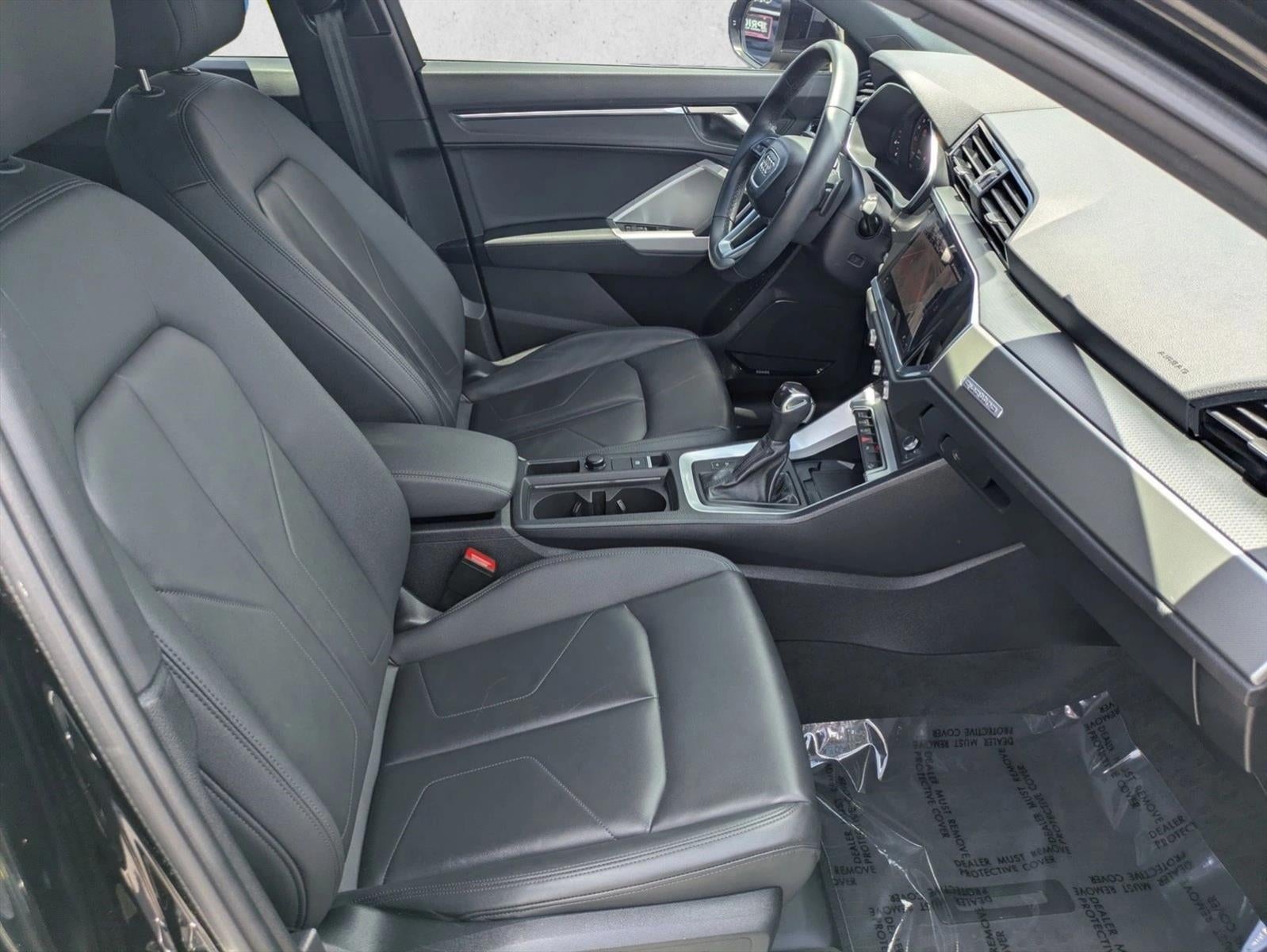 2024 Audi Q3 S line Premium Plus 45 TFSI quattro