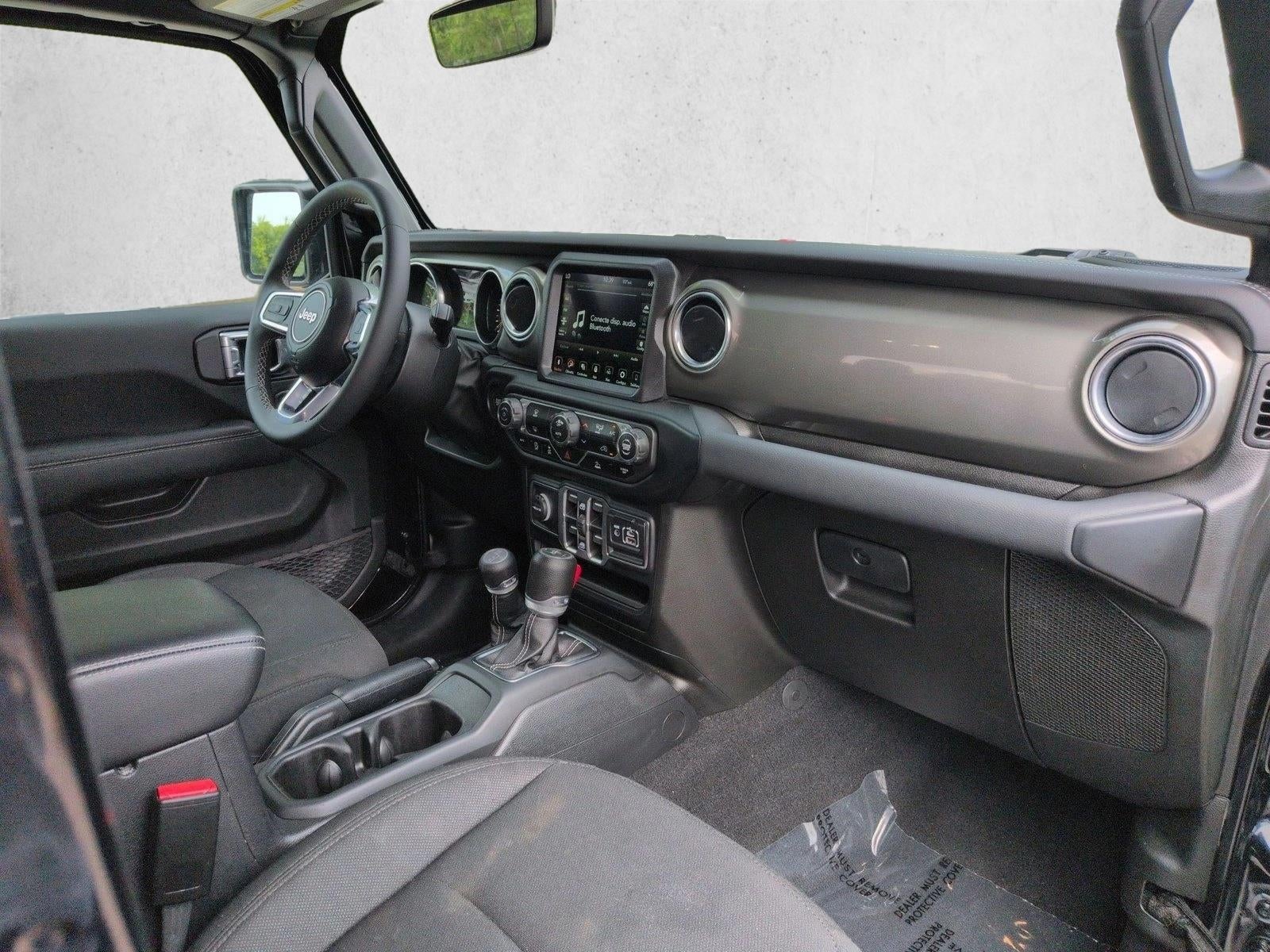2023 Jeep Gladiator Overland 4x4 *Ltd Avail*