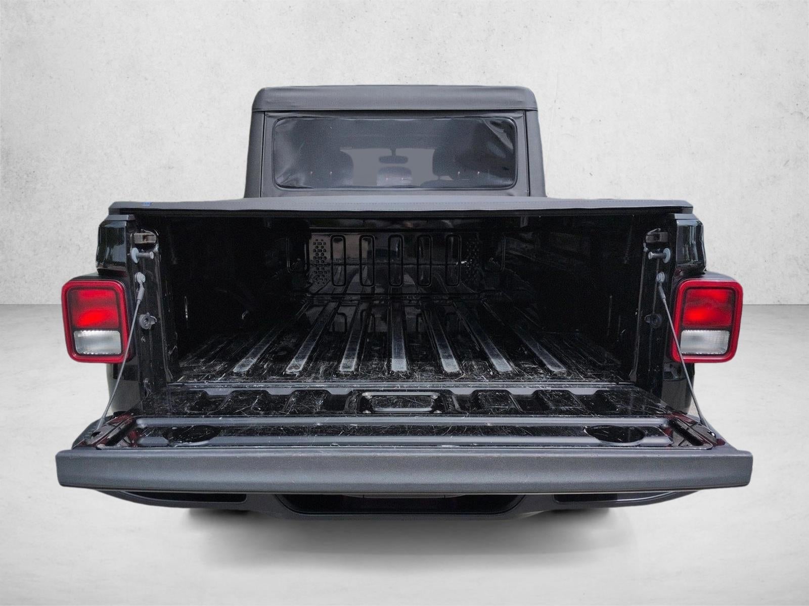 2023 Jeep Gladiator Overland 4x4 *Ltd Avail*