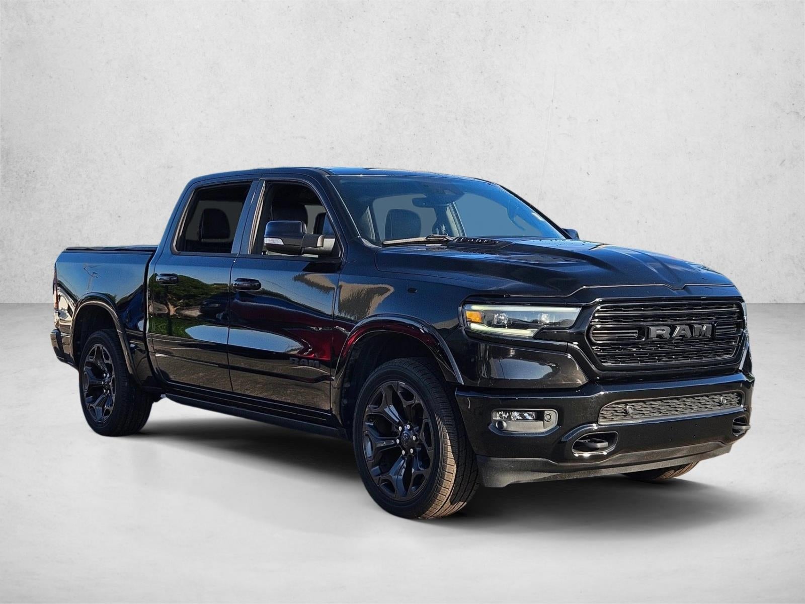 2021 RAM 1500 Limited 4x4 Crew Cab 5'7" Box