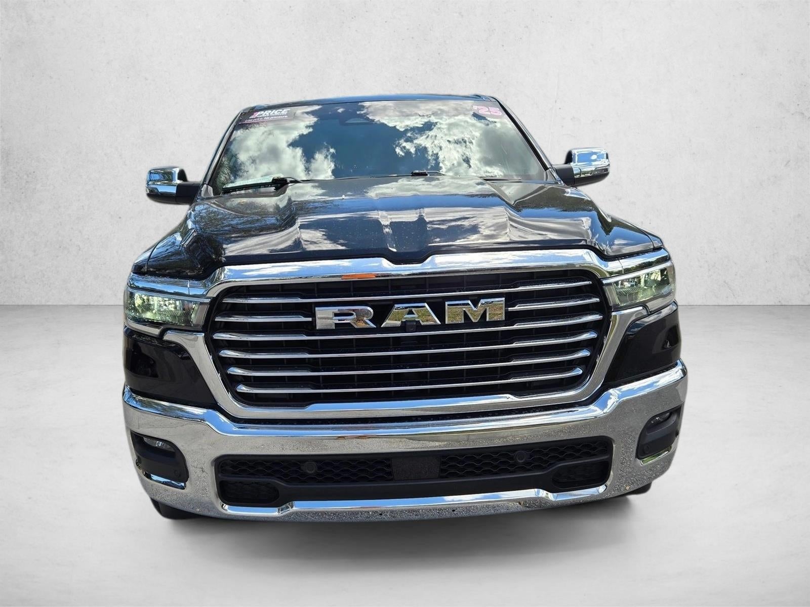 2025 RAM 1500 Laramie 4x4 Crew Cab 5'7" Box