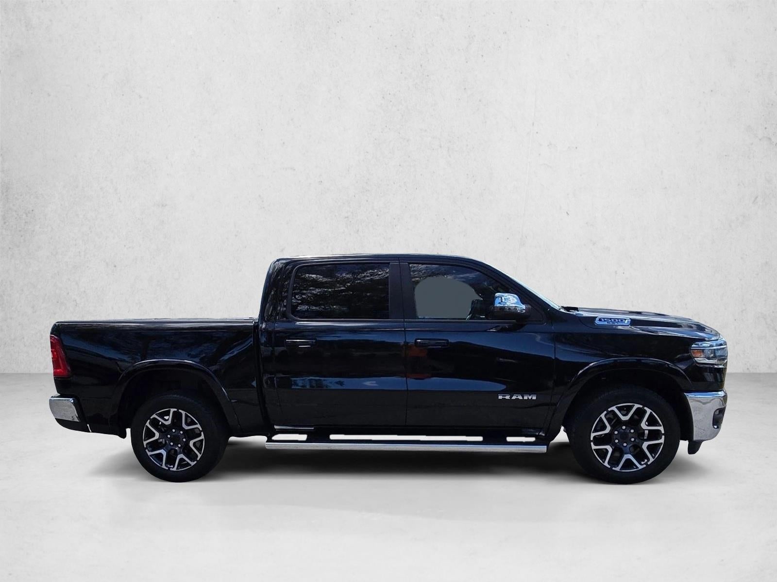 2025 RAM 1500 Laramie 4x4 Crew Cab 5'7" Box