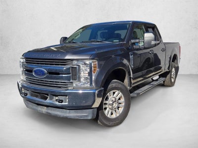 2019 Ford Super Duty F-250 SRW XLT 4WD Crew Cab 6.75' Box