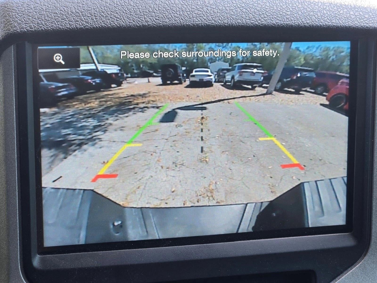 2015 Ford Super Duty F-250 SRW 4WD Crew Cab 6-3/4 Ft Box Lariat