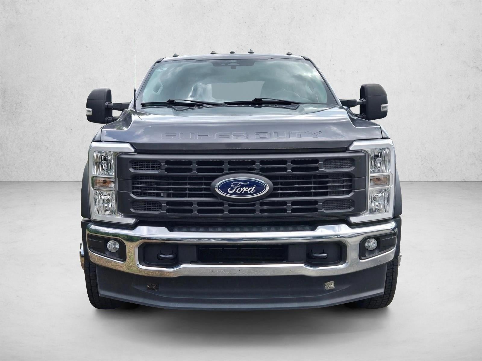 2023 Ford Super Duty F-450 DRW XL 4WD Crew Cab 8' Box