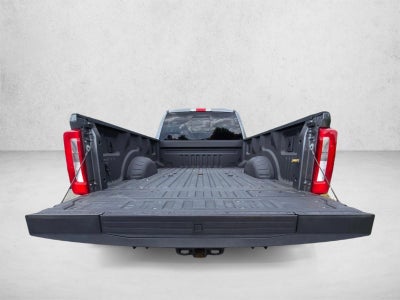 2023 Ford Super Duty F-450 DRW XL 4WD Crew Cab 8' Box