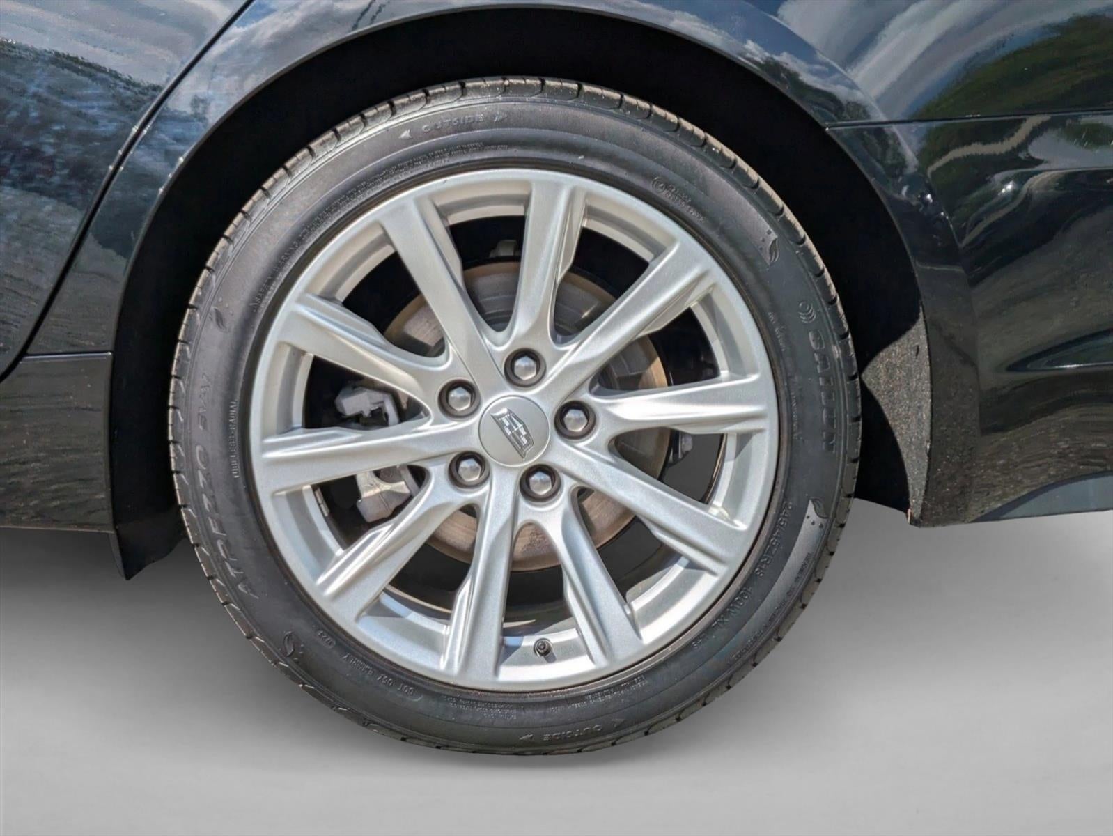 2023 Cadillac CT5 4dr Sdn Luxury