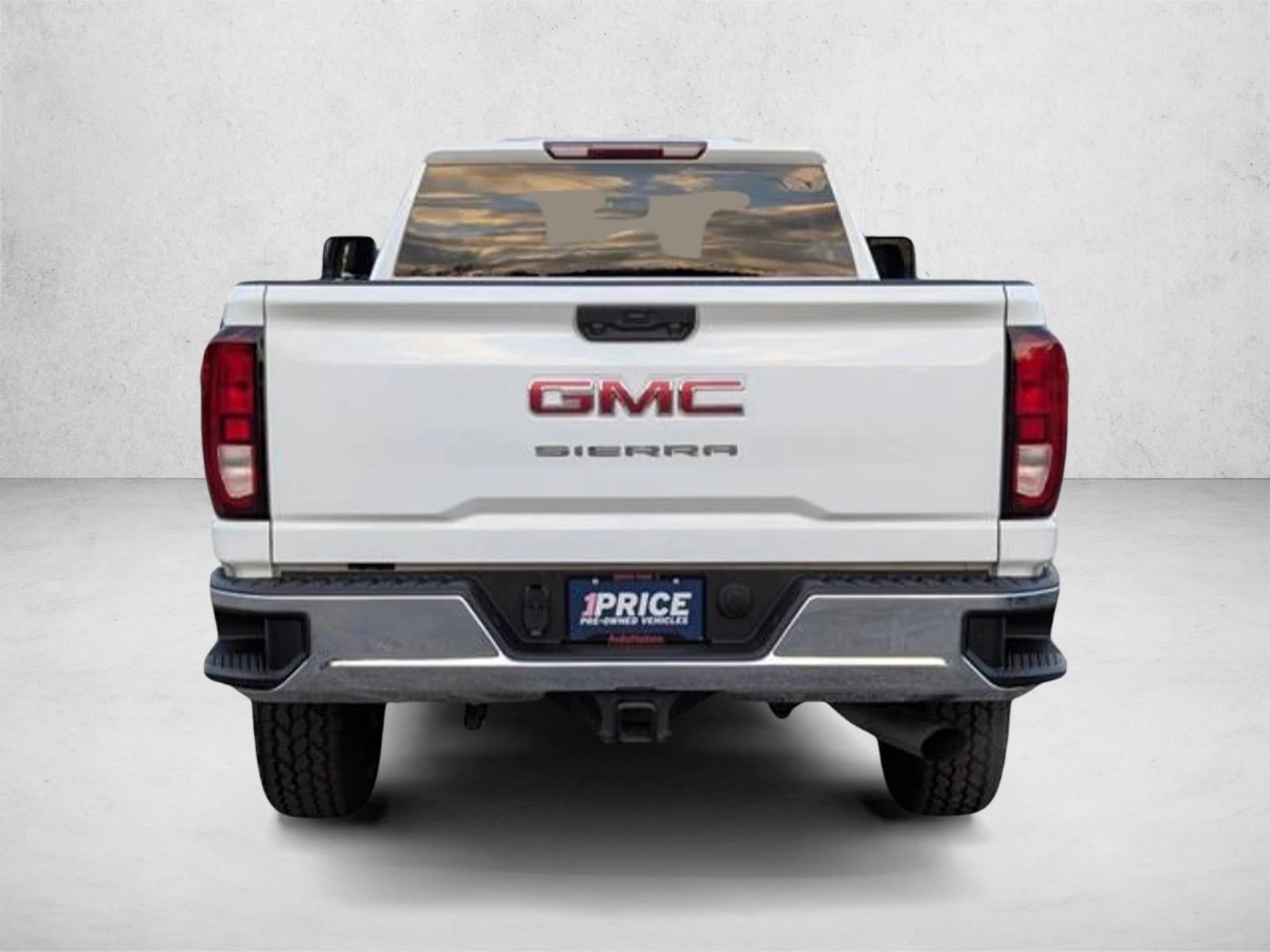 2022 GMC Sierra 3500HD Double Cab Long Box 4-Wheel Drive Pro
