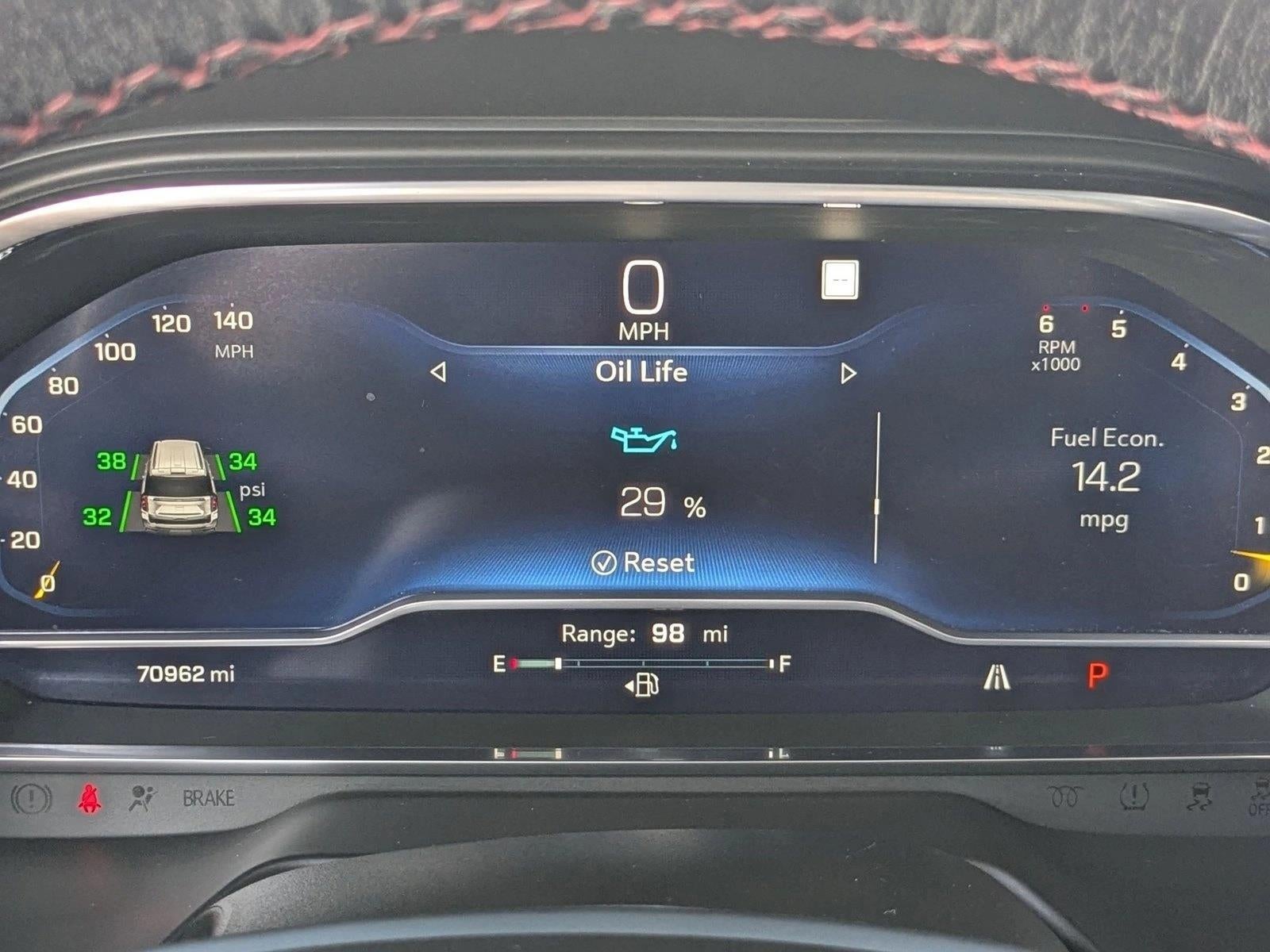 2023 Chevrolet Suburban 2WD RST