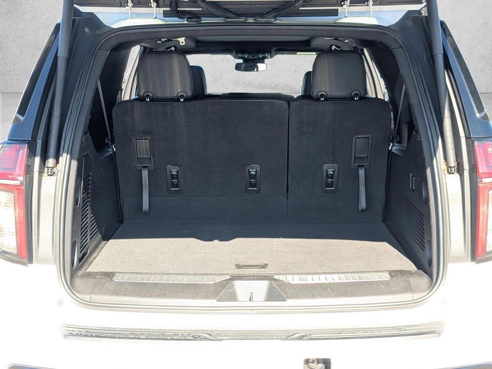 2023 Chevrolet Suburban 2WD RST