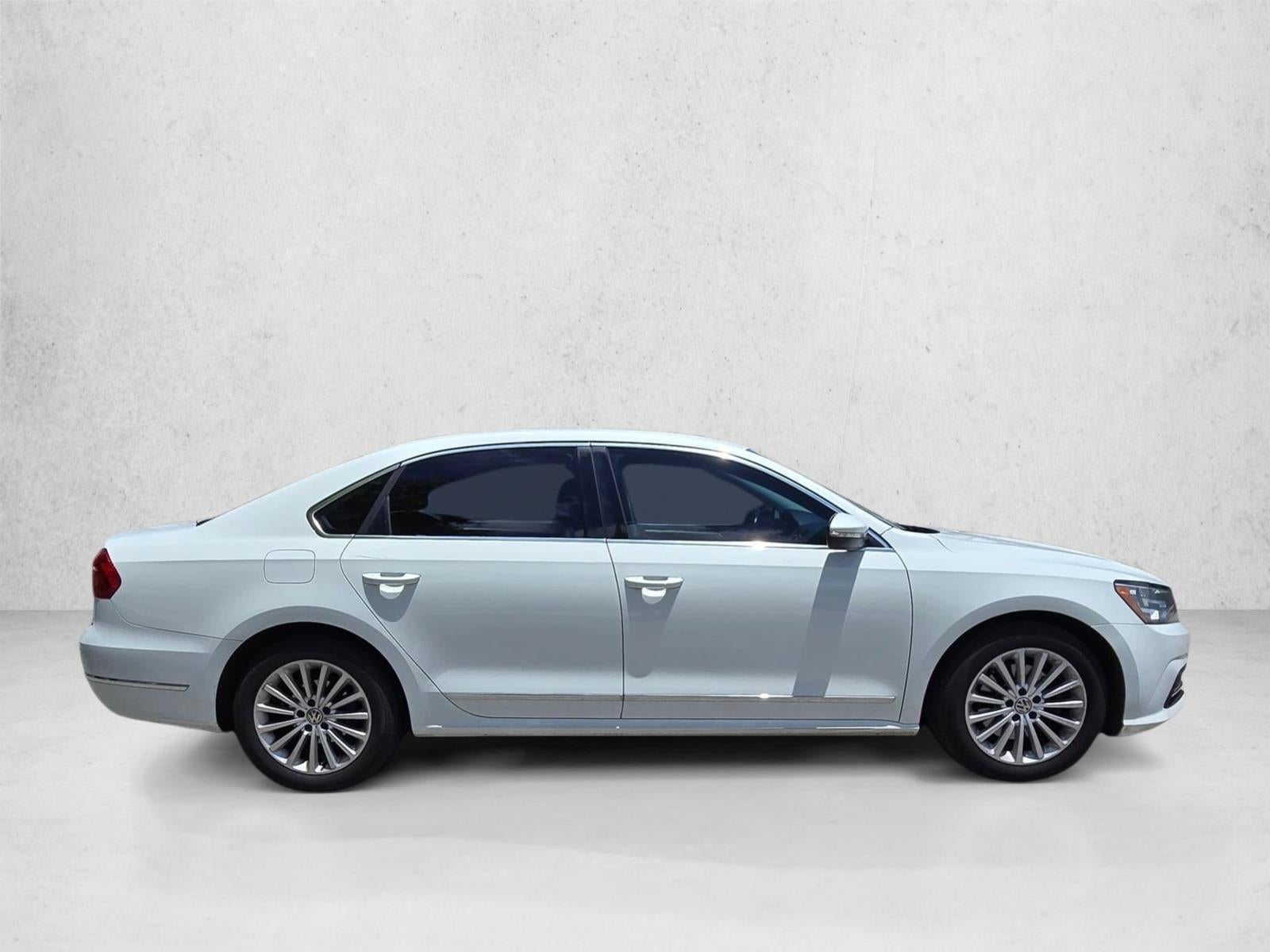 2016 Volkswagen Passat 4dr Sdn 1.8T Auto SE