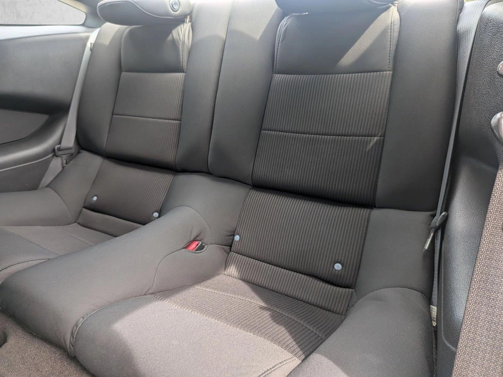 2013 Ford Mustang 2dr Cpe V6