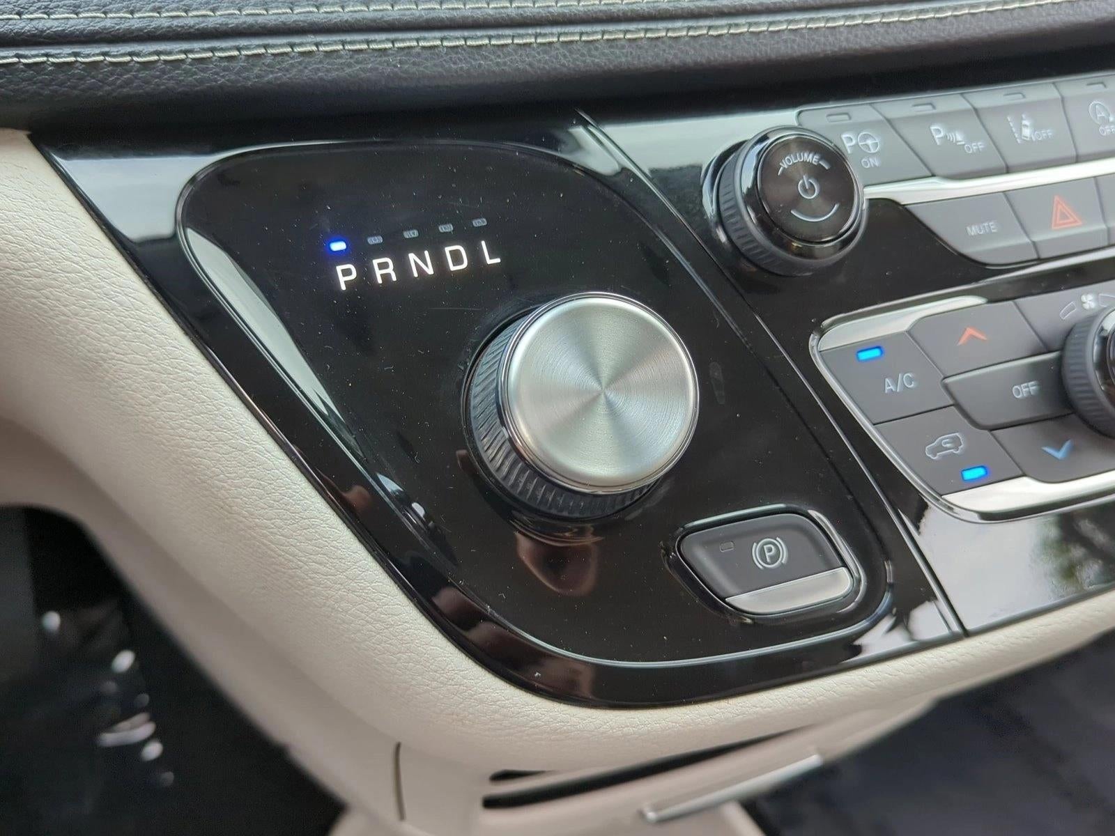 2021 Chrysler Pacifica Touring L FWD