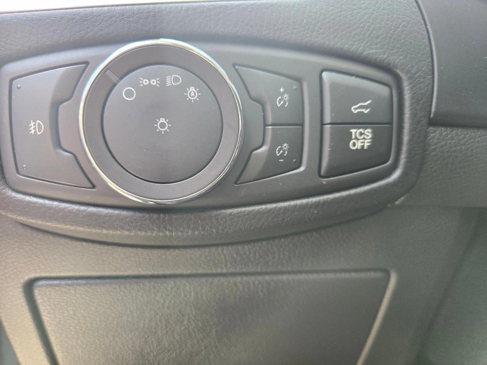 2022 Ford Edge Titanium AWD