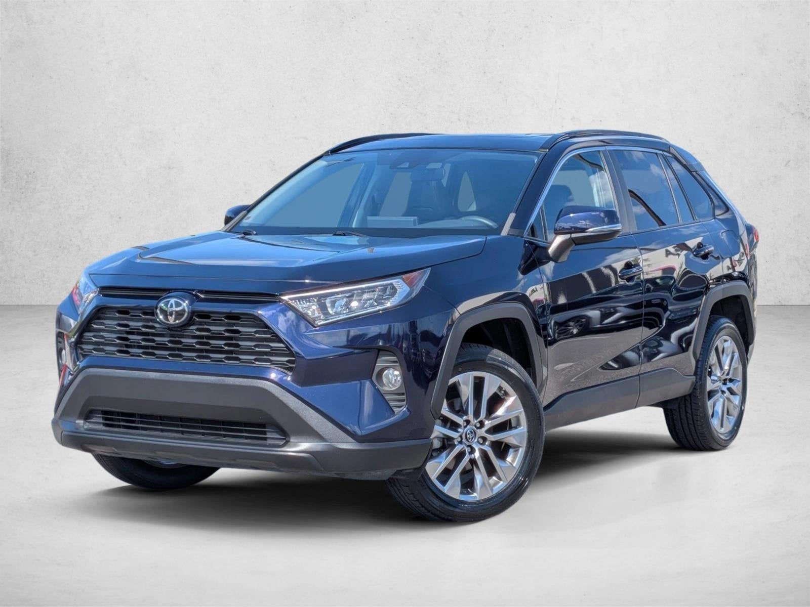 2019 Toyota RAV4 XLE Premium FWD (Natl)