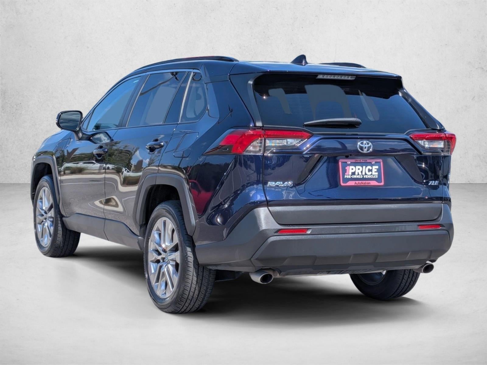 2019 Toyota RAV4 XLE Premium FWD (Natl)