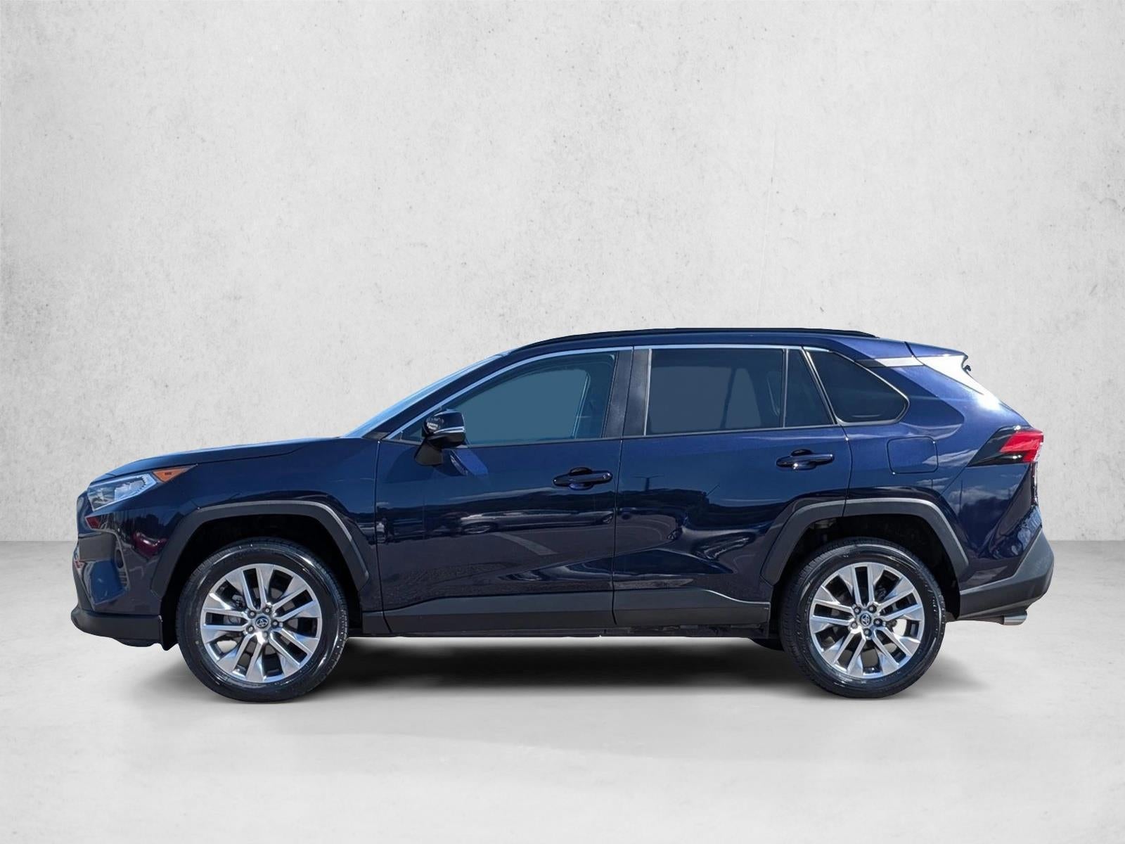 2019 Toyota RAV4 XLE Premium FWD (Natl)