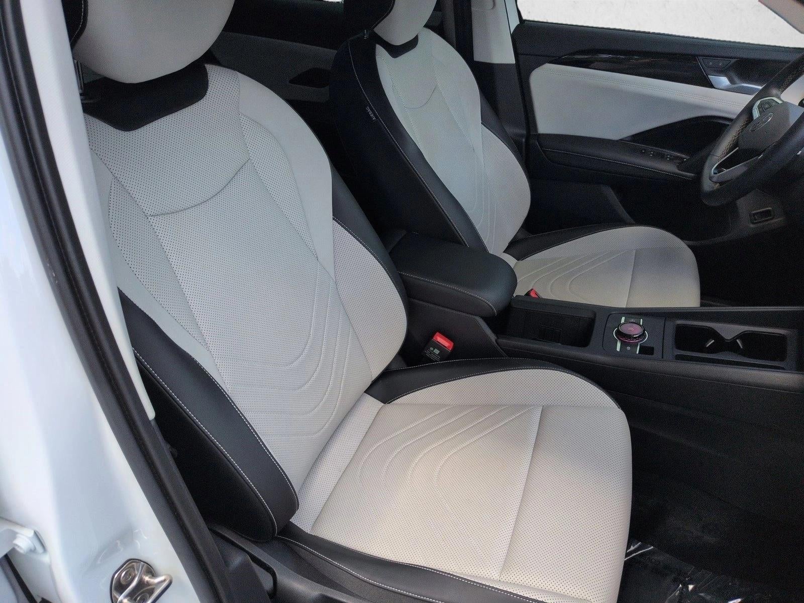 2025 Volkswagen Tiguan 2.0T SE 4MOTION
