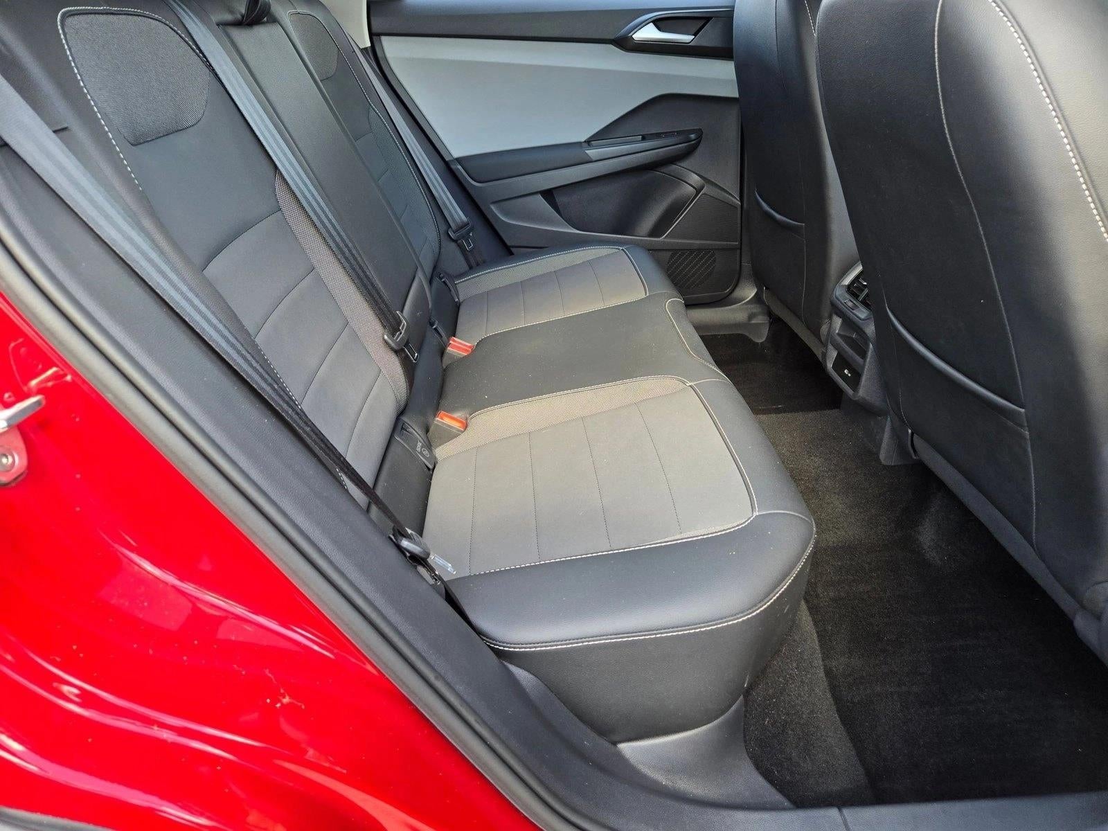 2022 Volkswagen Taos SE FWD