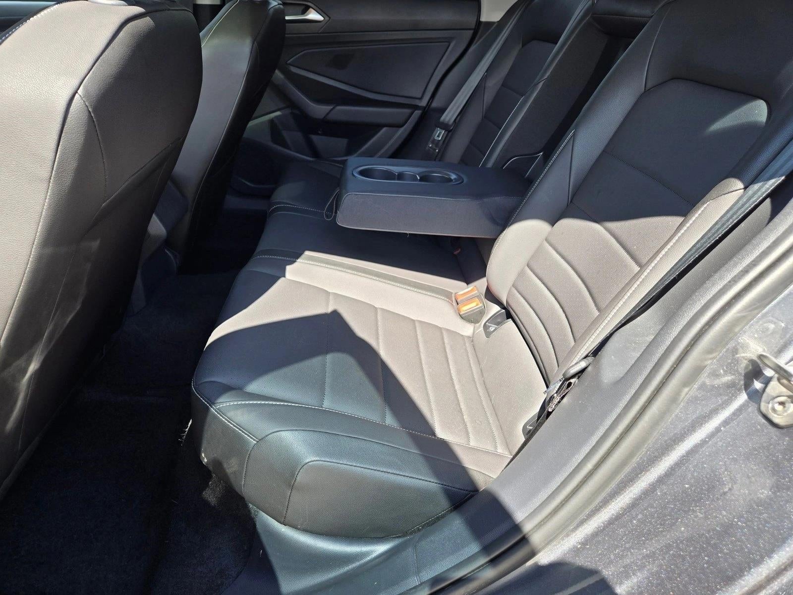 2023 Volkswagen Jetta SE Auto