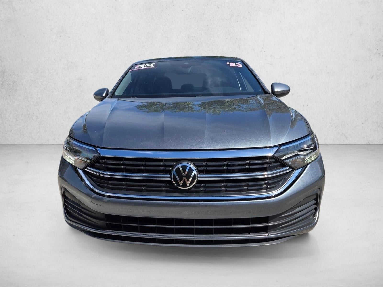 2023 Volkswagen Jetta SE Auto