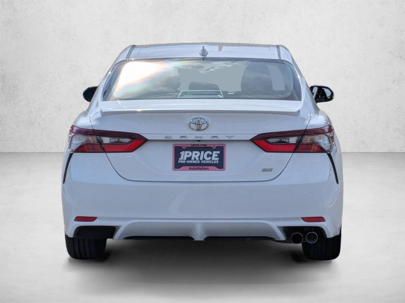 2023 Toyota Camry SE Auto (SE)