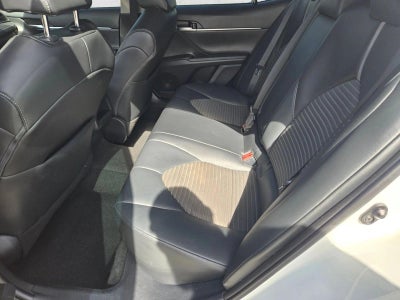 2021 Toyota Camry SE Auto (SE)