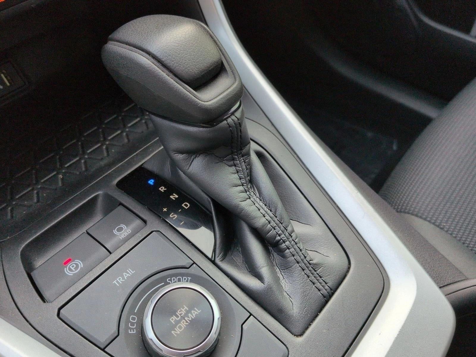 2024 Toyota RAV4 Hybrid LE AWD (Natl)