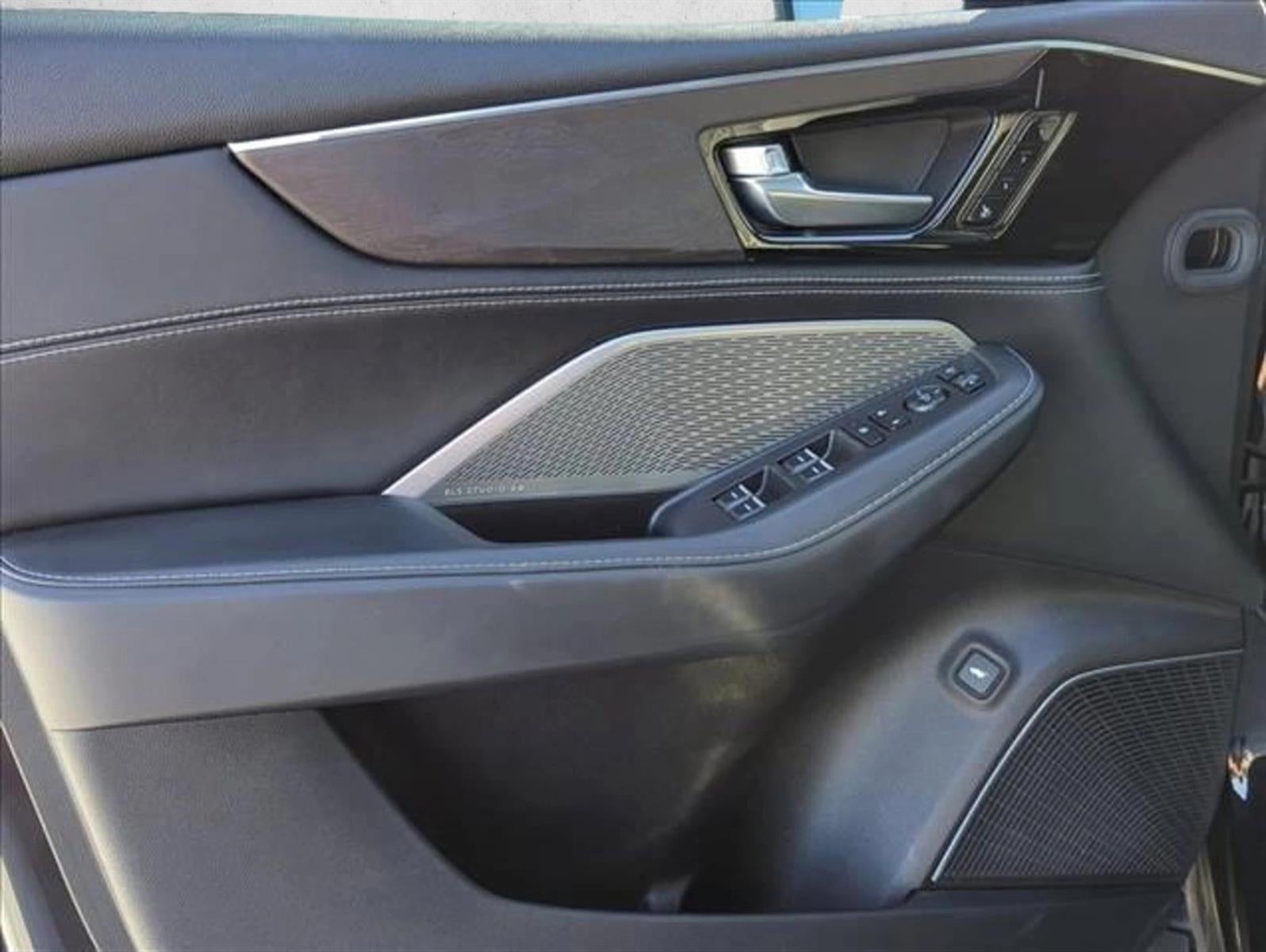 2023 Acura MDX SH-AWD w/Advance Package
