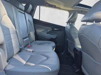 2023 Toyota Highlander XLE FWD (Natl)