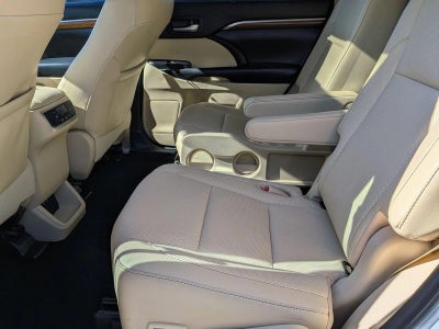 2019 Toyota Highlander Limited V6 FWD (GS)