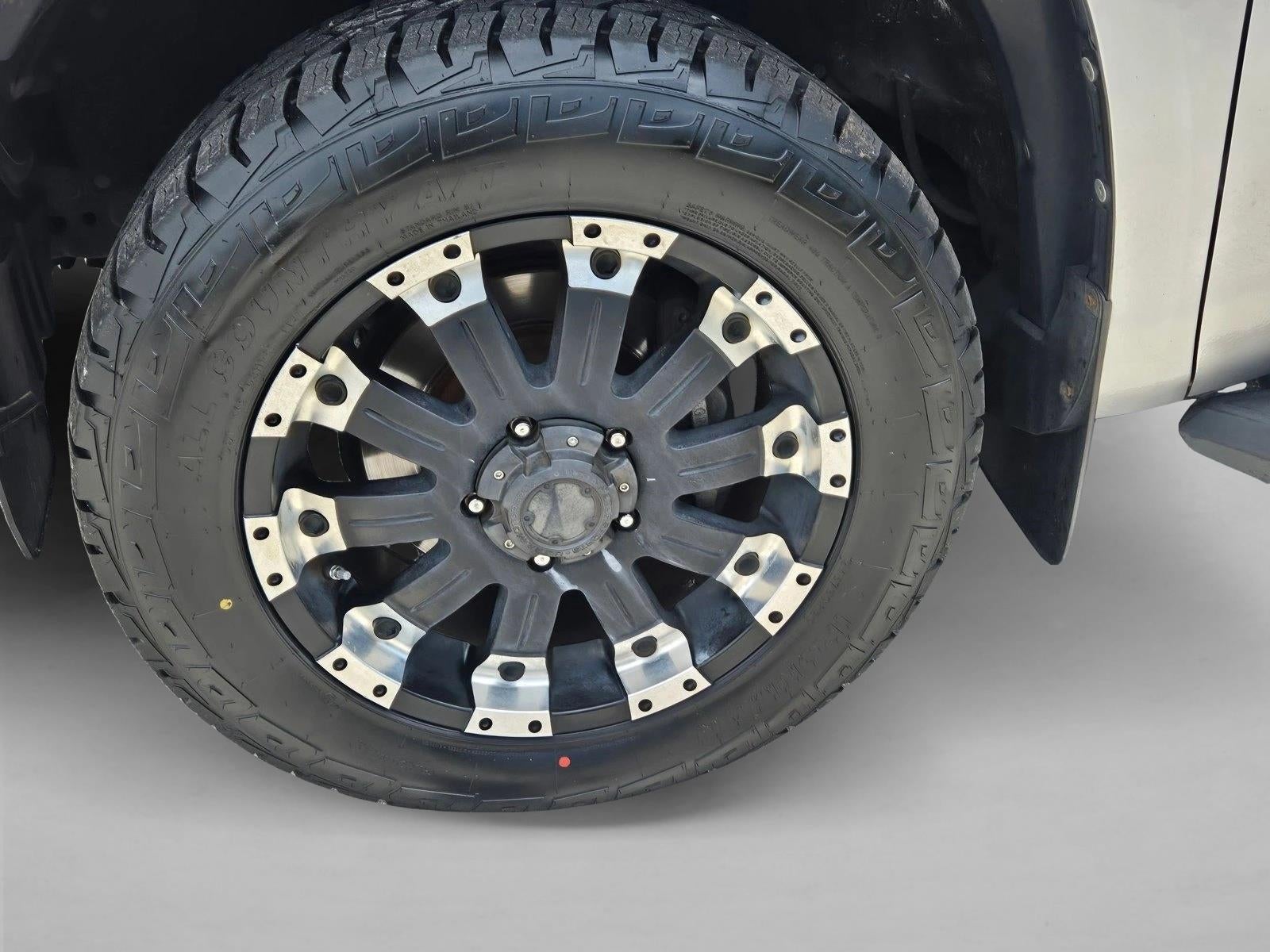 2016 Toyota Tundra 2WD Truck 2WD CrewMax Short Bed 5.7L FFV SR5 (SE)