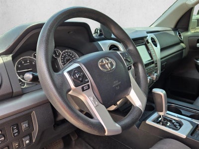 2016 Toyota Tundra 2WD Truck 2WD CrewMax Short Bed 5.7L FFV SR5 (SE)