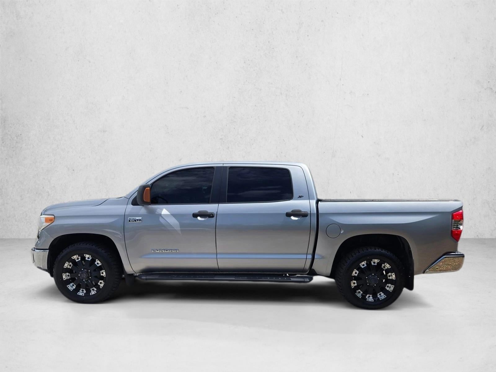 2016 Toyota Tundra 2WD Truck 2WD CrewMax Short Bed 5.7L FFV SR5 (SE)