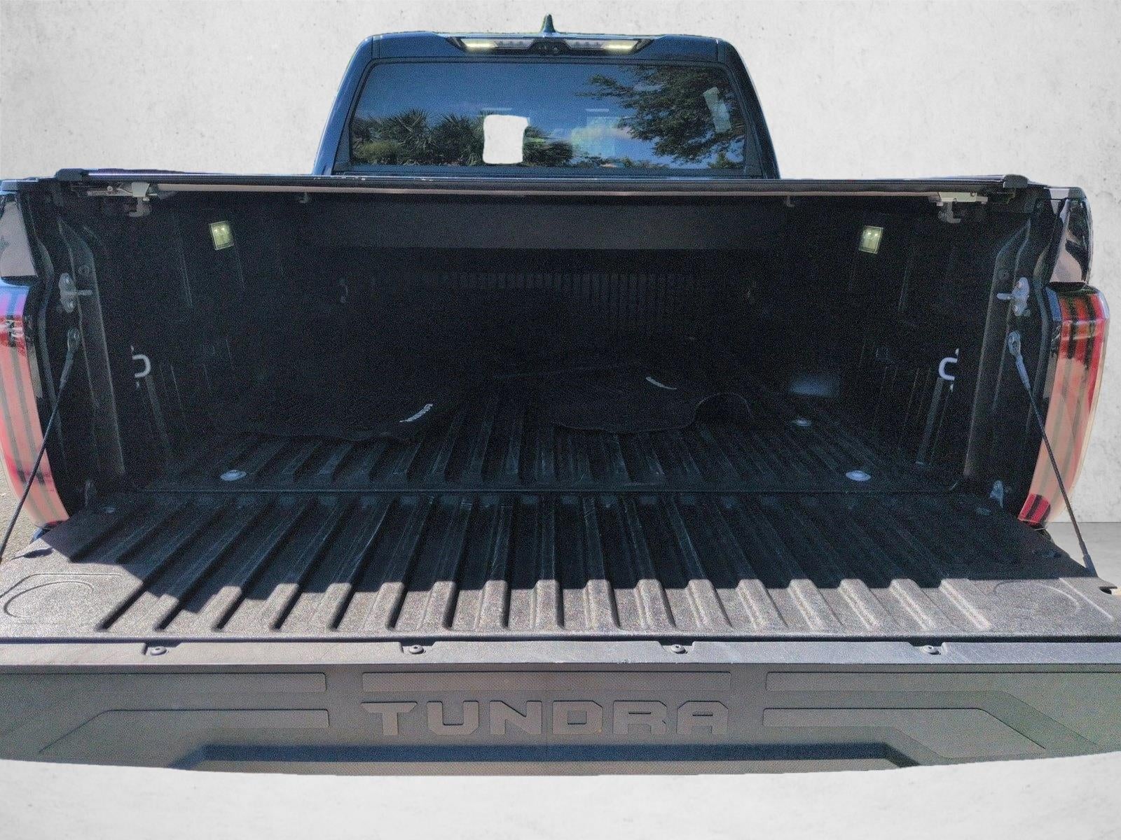 2023 Toyota Tundra 2WD 2WD Platinum CrewMax 5.5' Bed (SE)