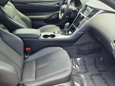 2022 INFINITI Q60 LUXE RWD