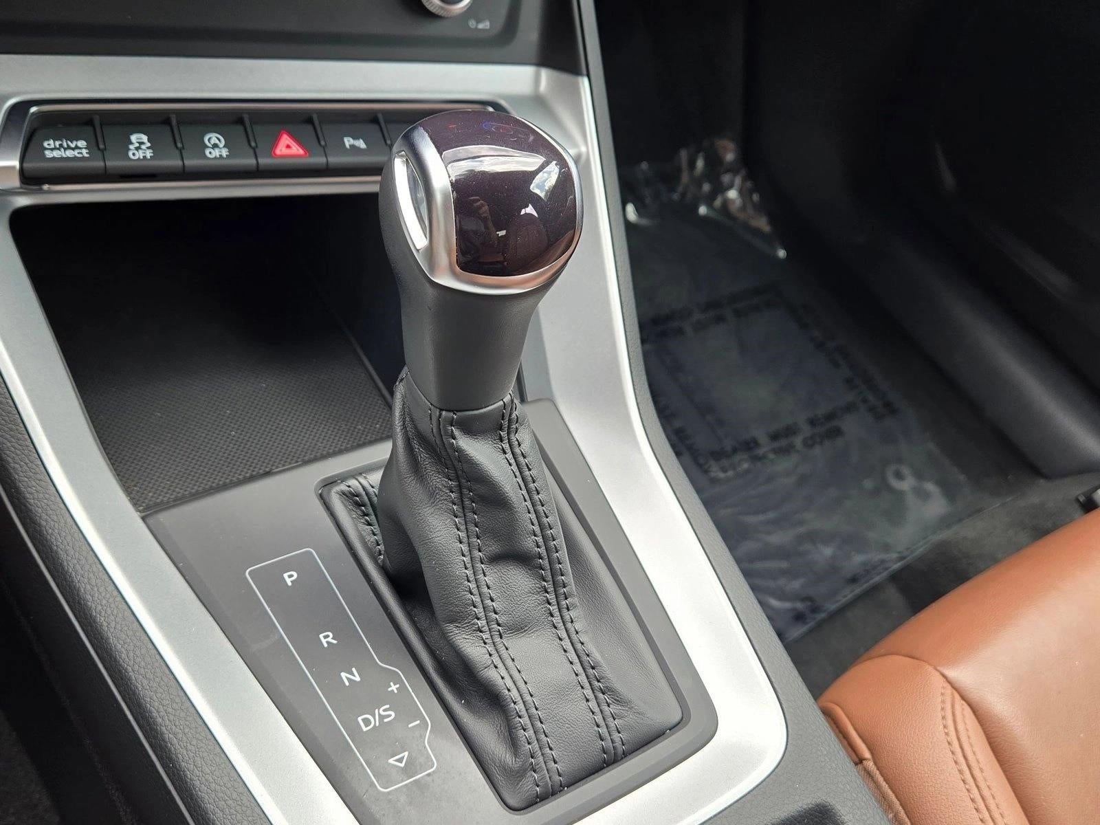 2022 Audi Q3 S line Premium 45 TFSI quattro