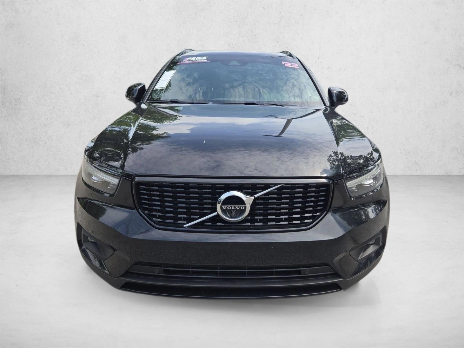 2022 Volvo XC40 T5 AWD R-Design