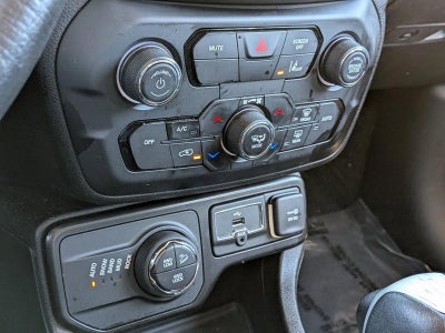 2023 Jeep Renegade Trailhawk 4x4